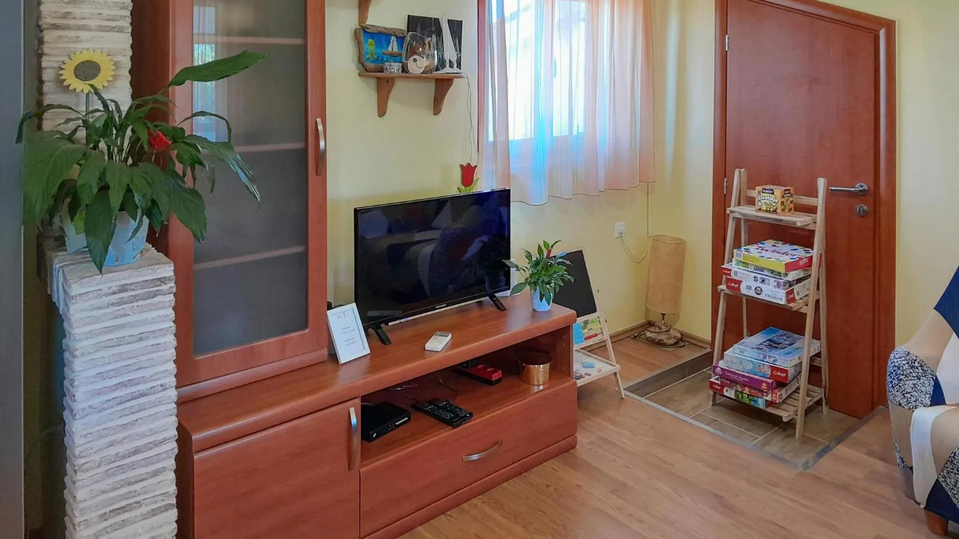Gorgeous Apartment In Sisan With Kitchen 0*,  Croatia